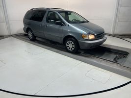 2000 Toyota Sienna