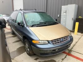 1996 Plymouth Grand Voyager