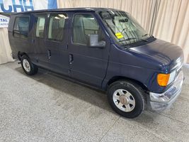 2006 Ford E150 Vans