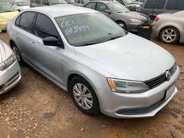 2011 VOLKSWAGEN JETTA