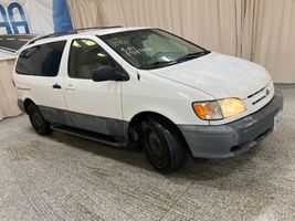 2002 Toyota Sienna