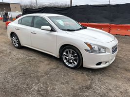 2013 NISSAN MAXIMA