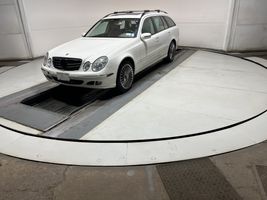 2006 MERCEDES-BENZ E CLASS