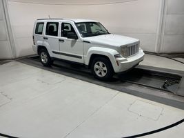 2011 JEEP Liberty