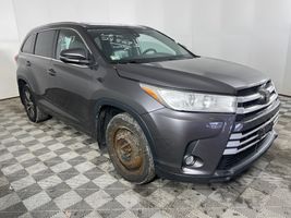 2017 Toyota HIGHLANDER