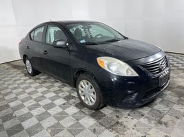 2014 NISSAN Versa