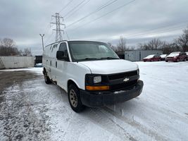 2010 Chevrolet G1500 Vans