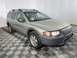 2004 Volvo XC70