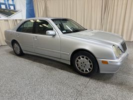 2001 Mercedes-Benz E-Class