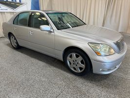 2004 Lexus LS 430
