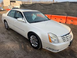 2011 Cadillac DTS