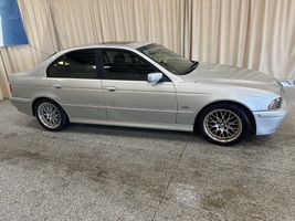 2001 BMW 5 Series