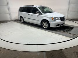 2015 CHRYSLER TOWN & COUNTRY