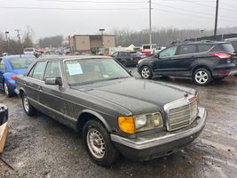 1981 Mercedes-Benz 300 Series