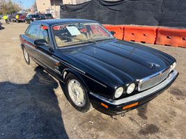1995 JAGUAR XJ