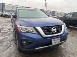 2017 NISSAN PATHFINDER
