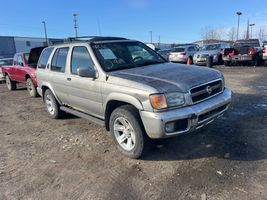 2002 NISSAN Pathfinder