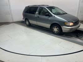 2000 Toyota Sienna