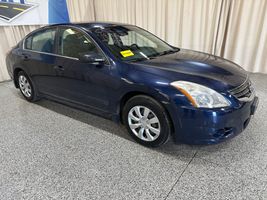 2010 NISSAN ALTIMA