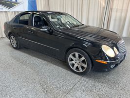 2008 MERCEDES-BENZ E CLASS