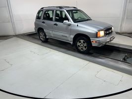 2002 CHEVROLET TRACKER