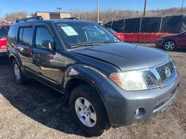 2011 NISSAN Pathfinder
