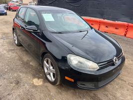 2012 VOLKSWAGEN Golf