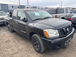 2005 NISSAN Titan