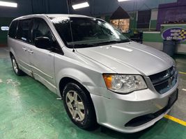 2011 DODGE GRAND CARAVAN