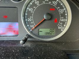 2004 VOLKSWAGEN Passat