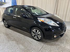 2015 NISSAN LEAF