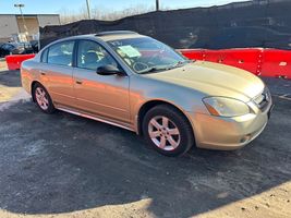 2004 NISSAN Altima