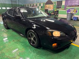 2008 PONTIAC GRAND PRIX