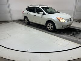 2010 NISSAN Rogue