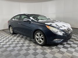 2011 HYUNDAI SONATA