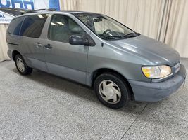 1999 Toyota Sienna