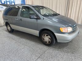 2000 Toyota Sienna