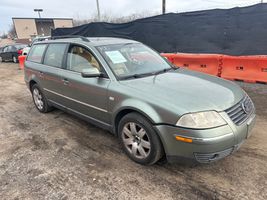 2003 VOLKSWAGEN Passat