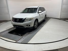 2014 NISSAN Pathfinder