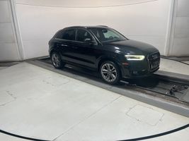 2015 AUDI Q3