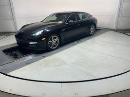 2012 PORSCHE PANAMERA