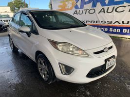 2011 Ford FIESTA