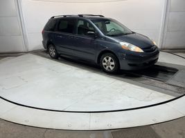 2007 TOYOTA SIENNA