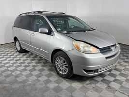 2005 Toyota Sienna