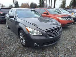 2012 Infiniti M37