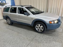 2003 Volvo XC70