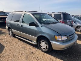 1999 Toyota Sienna