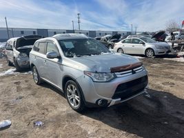 2015 Mitsubishi Outlander