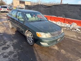 2001 TOYOTA AVALON