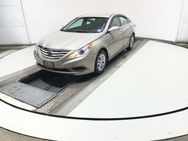 2011 HYUNDAI SONATA